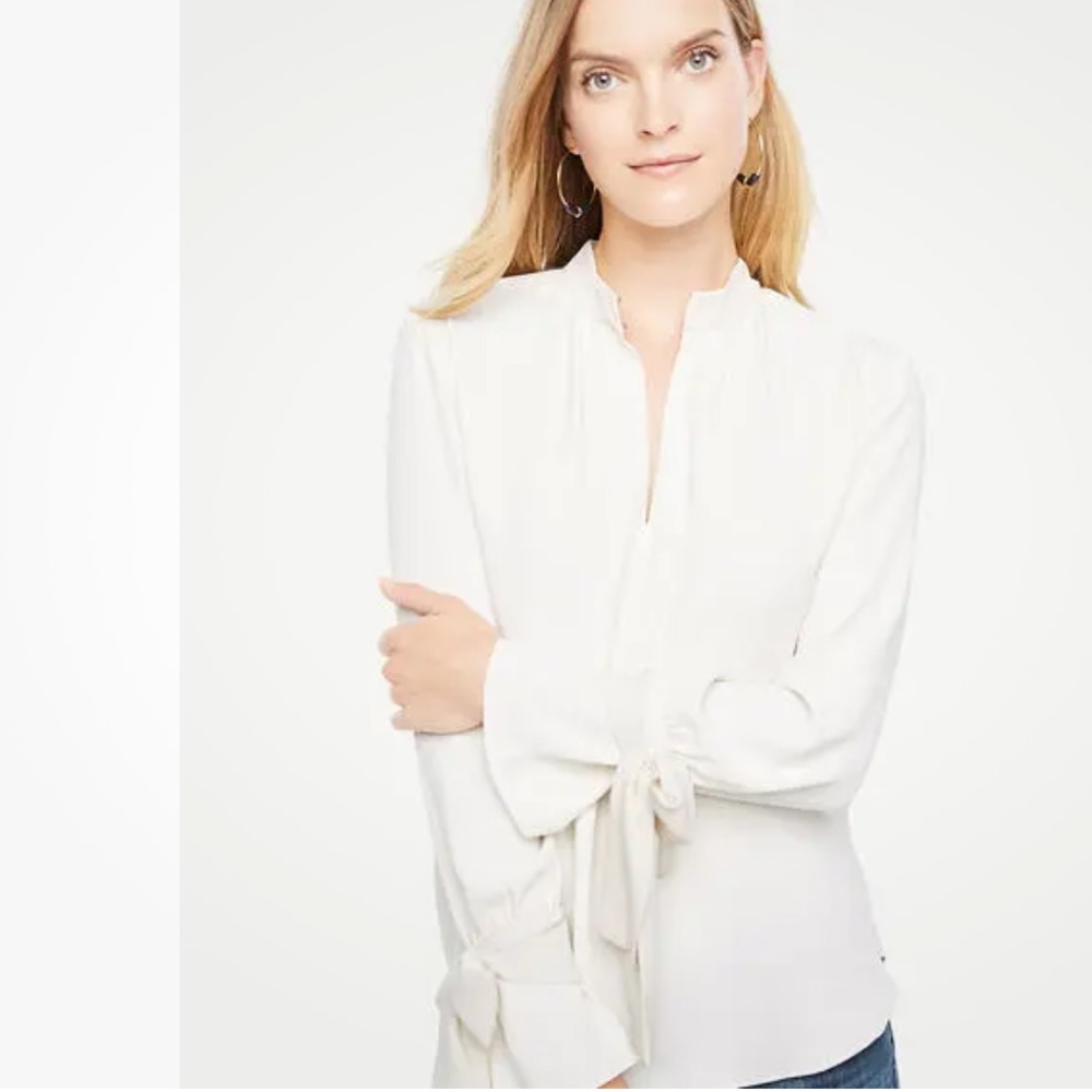 Ann Taylor Cream Bow Cuff Sleeve Blouse Pullover top women size S petite